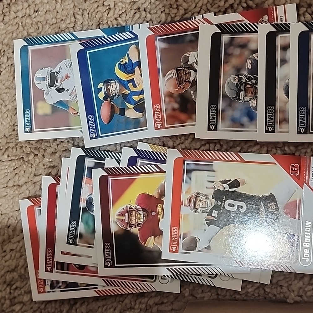 Assorted Football Trading Cards , Donruss Brand - Picture 3 of 4
